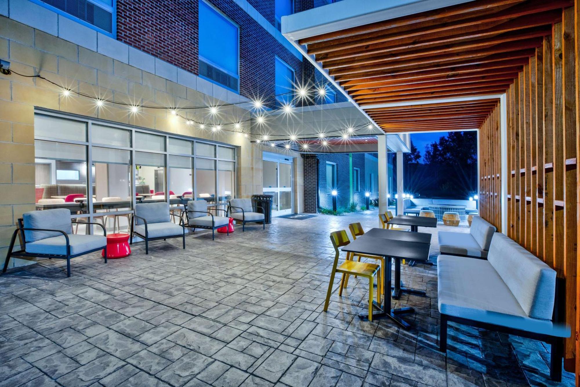 Home2 Suites By Hilton Grand Rapids Northeast Dış mekan fotoğraf